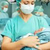 Влияет ли кесарево сечение на развитие новорождённого?